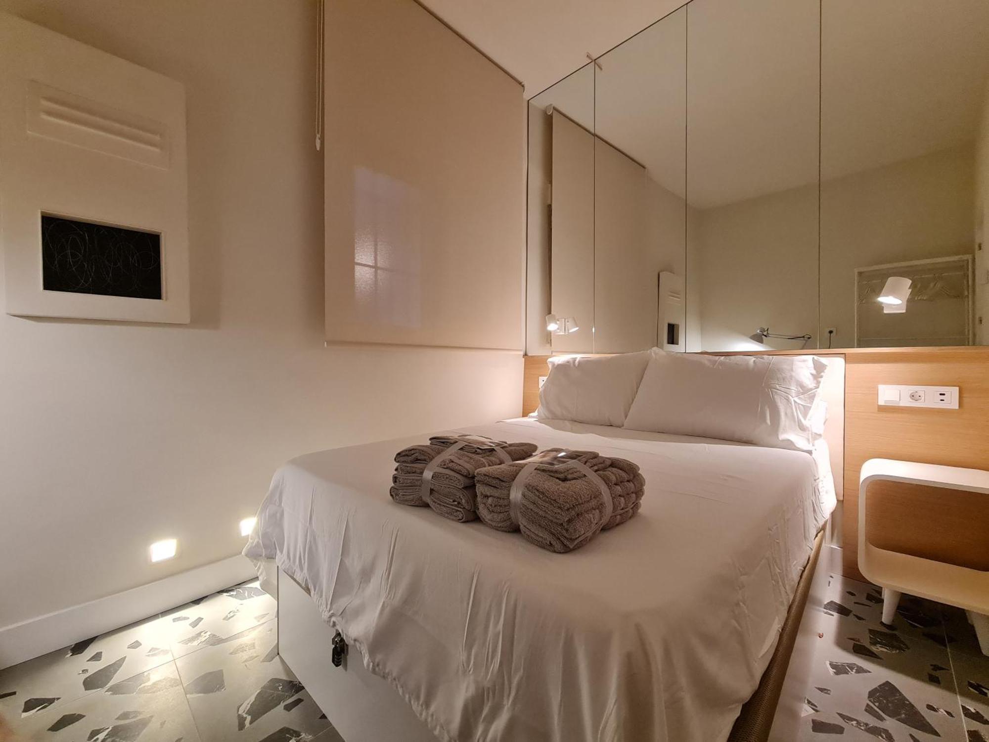 City Center Madrid Apartment With 2 Bedrooms Eksteriør billede